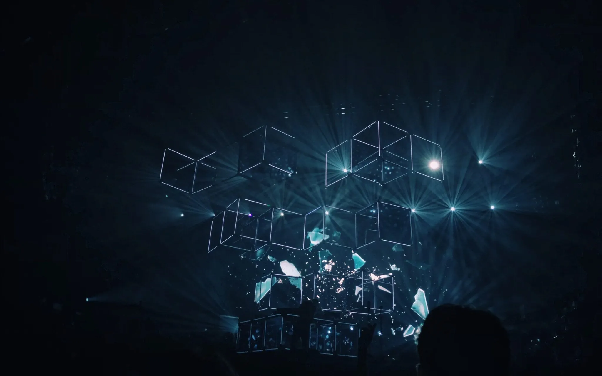 Strong AI vs human beings